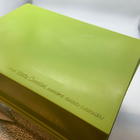 Vintage 1970s Betty Crocker Recipe Plastic Card Library Avacado Green - Picture 9 of 16